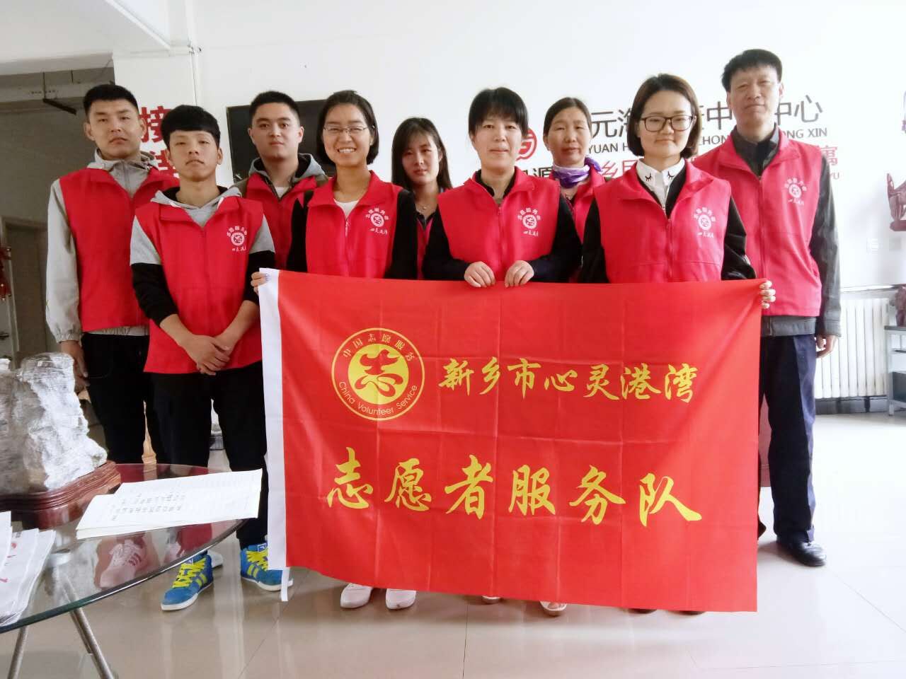 心靈港灣志愿者走進頤和源關愛老人活動025